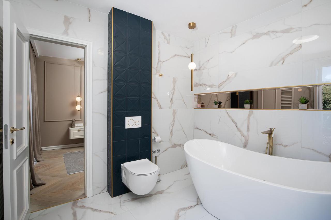 Via Flavia Luxury Accommodation With Free Private Parking Pula Exterior foto