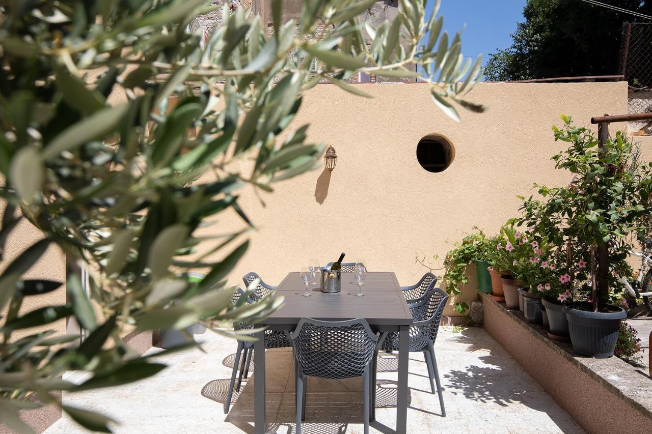 Via Flavia Luxury Accommodation With Free Private Parking Pula Exterior foto